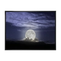 Designart 'Lună Plină Ridicându-Se Într-Un Cer Înnorat De Noapte' Nautic & Coastal Înrămate Canvas Wall Art Print